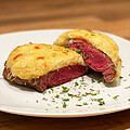 Bison Rumpsteak mit Kartoffelp�reekruste