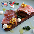American Tri-Tip mit R�stbrot, Limettenschmand und frittierter Petersilie